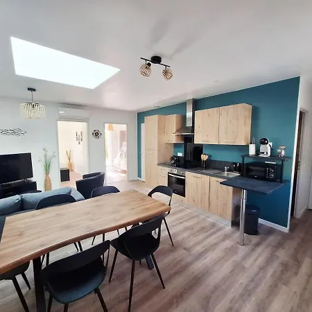 Maison Climatisee Avec Exterieur Vakantiehuis